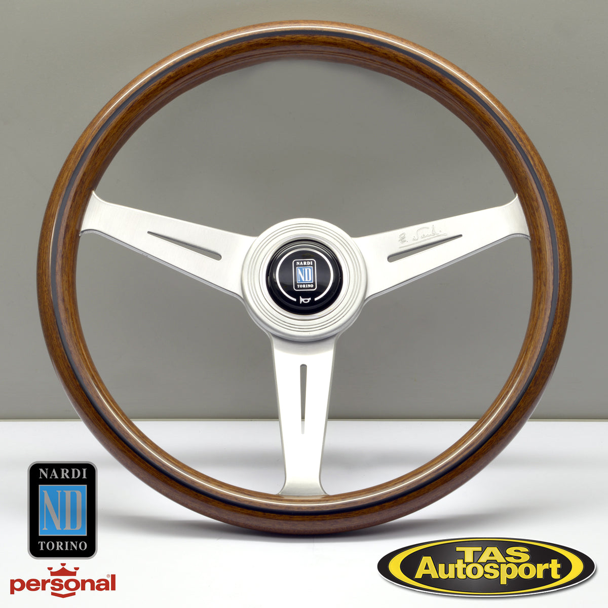 Nardi Classic Steering Wheel – Wood with Satin Spokes – 360mm